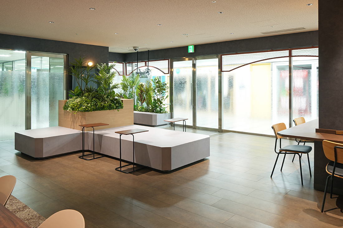 京阪建物株式会社様 改装後のオフィス