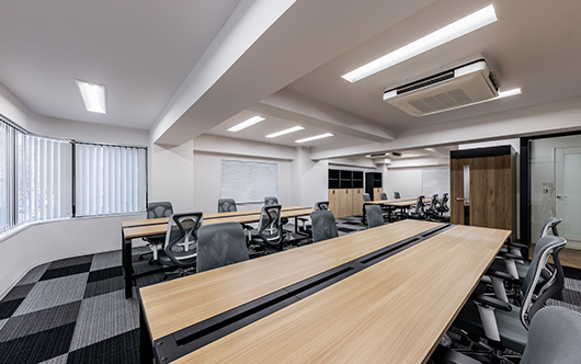 株式会社プラン様 改装後のオフィス