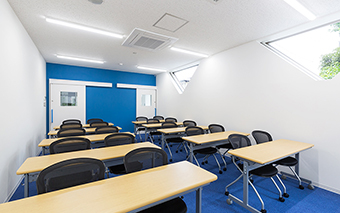 専門学校運営業 クラスルーム