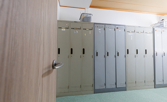 非破壊検査株式会社様 更衣室