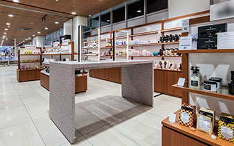 NOIN beauty 蔦屋書店 龍ヶ崎 / 株式会社トップカルチャー様 セルフメイクスペース