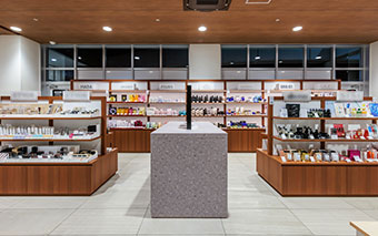 NOIN beauty 蔦屋書店 龍ヶ崎 / 株式会社トップカルチャー様 セルフメイクスペース