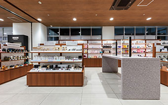 NOIN beauty 蔦屋書店 龍ヶ崎 / 株式会社トップカルチャー様 セルフメイクスペース