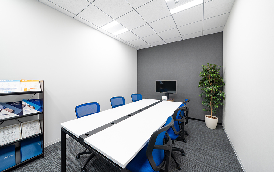 スズカ税理士法人様 応接室