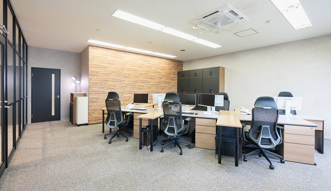 テンプスタッフフォーラム株式会社様 執務室