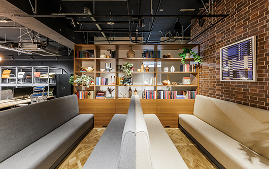 神奈川・横浜元町ショールーム × MODERN THEORY Lab. カフェスペース
