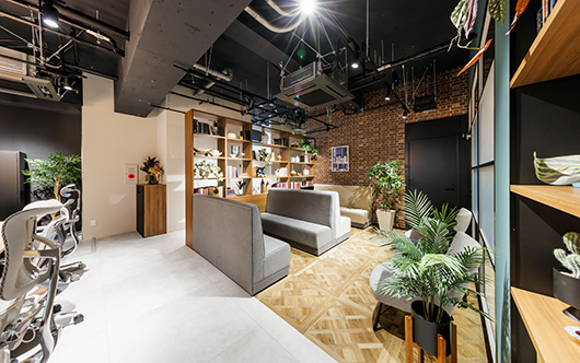 神奈川・横浜元町ショールーム × MODERN THEORY Lab. カフェスペース