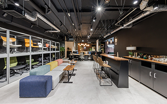 神奈川・横浜元町ショールーム × MODERN THEORY Lab. ラウンジスペース