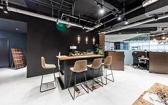神奈川・横浜元町ショールーム × MODERN THEORY Lab. ラウンジスペース