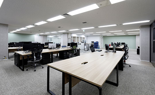 株式会社YUZURIHA様 執務室