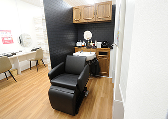 COLOR PLUS 京都店（株式会社マスターピース）