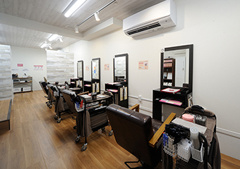 COLOR PLUS 京都店（株式会社マスターピース）