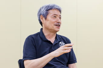 インタビューの写真