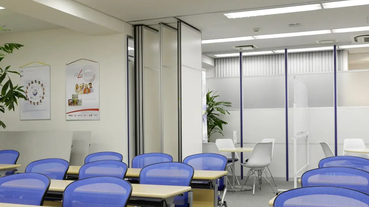 株式会社PMインターナショナル 様｜オフィスデザイン・レイアウト 施工事例