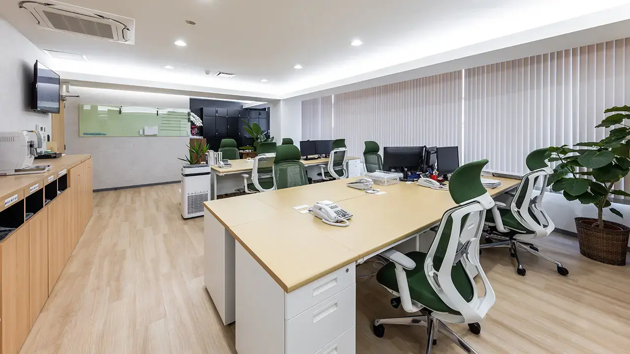 服部商事株式会社 様
