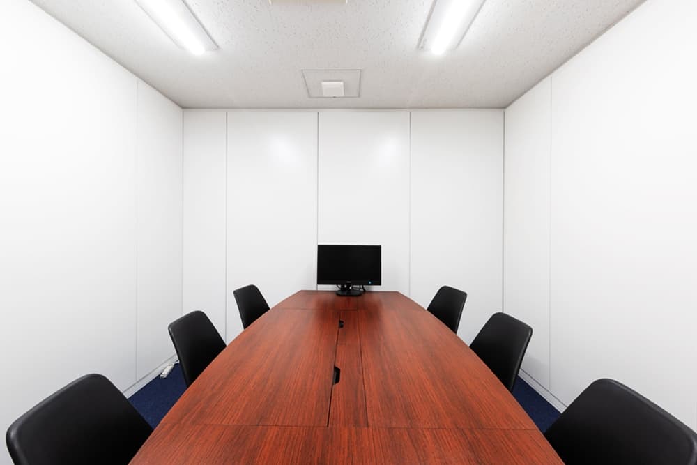 オフィスの防音対策は会議室にあり！音漏れの原因と遮音方法について徹底解説