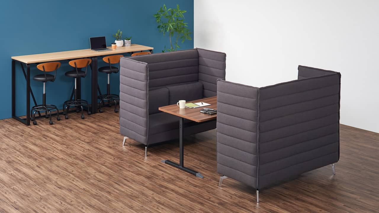 ソファーブースは多様化するオフィスや働き方に対して、柔軟なオフィスレイアウトを可能にします。