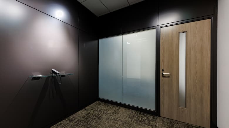 フルハイトタイプ設置事例 情報サービス業様