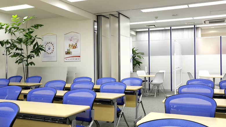 スライディングウォールタイプ設置事例 株式会社PMインターナショナル様