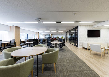 STAYUP 執務室デザイン