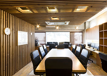 株式会社電警様 執務室デザイン