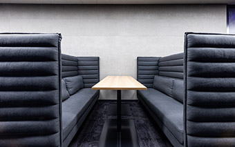 株式会社マツキヨココカラ&カンパニー ミーティングスペース