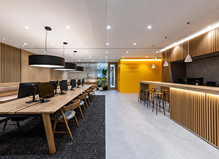 情報サービス業