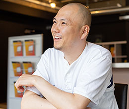 YellowfinJapan株式会社 代表取締役 林 勇吾 様